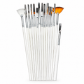 PINCEL PACK 15pcs sobre fondo blanco